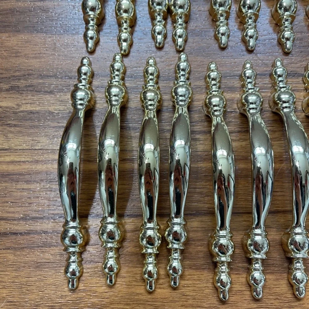 23 VTG Amerock Drawer Pulls 3
